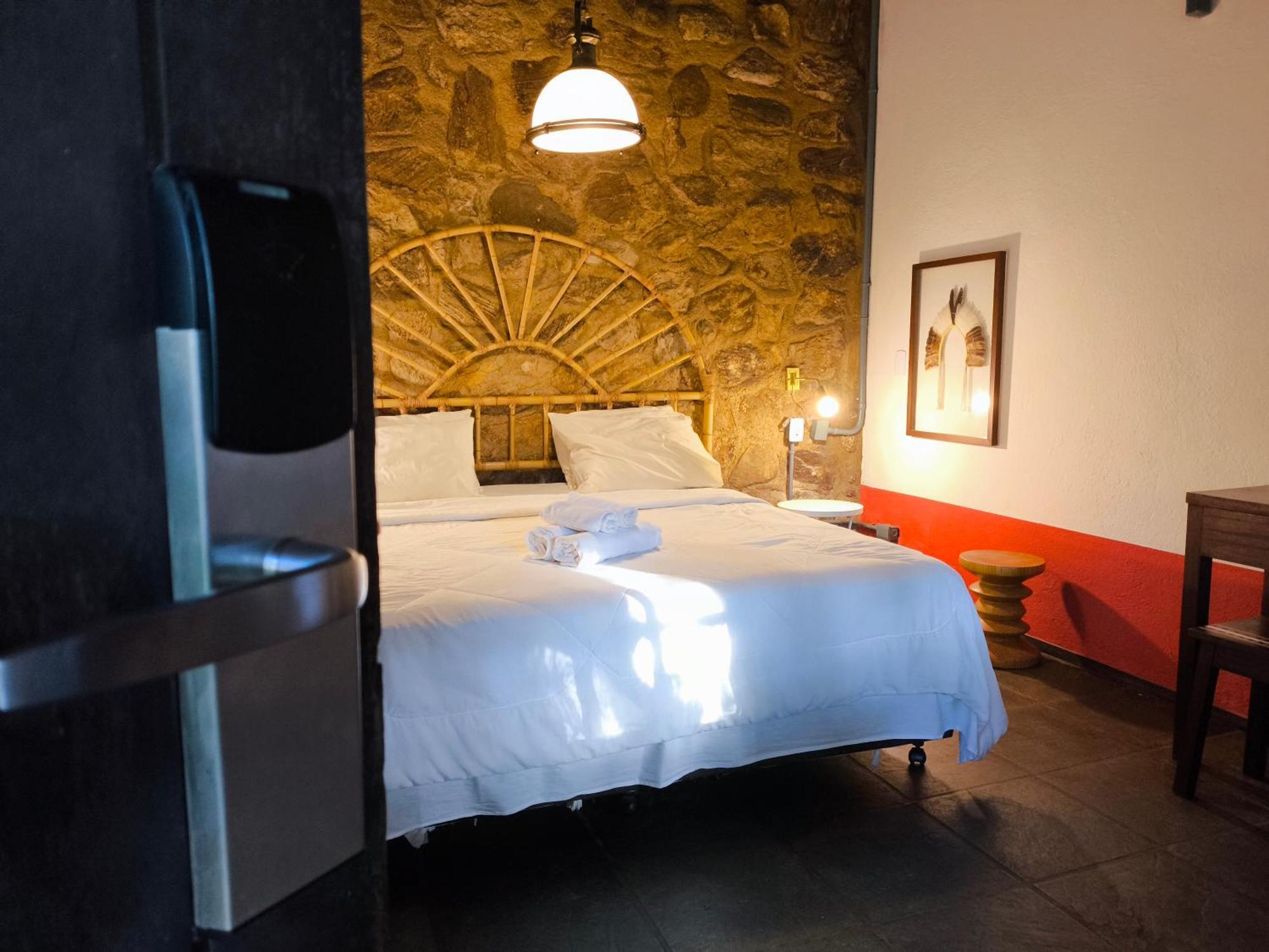 Garden Hotel Параті Екстер'єр фото