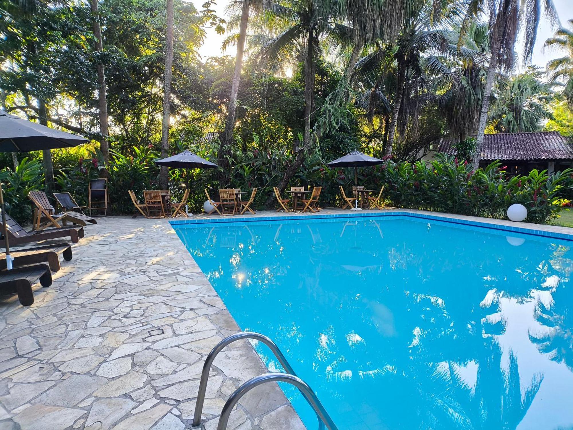 Garden Hotel Параті Екстер'єр фото