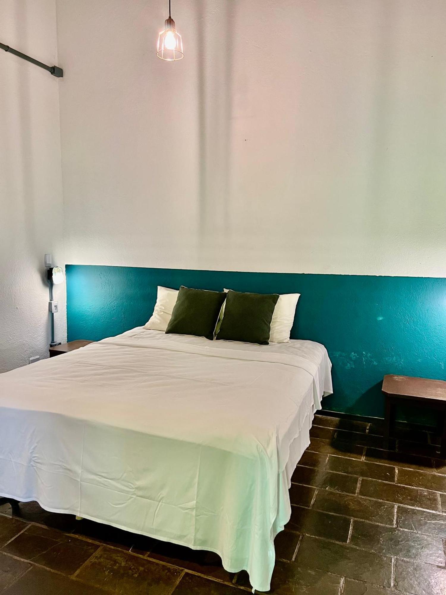 Garden Hotel Параті Екстер'єр фото